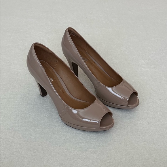 Clarks Patent Leather Taupe Peep-Toe Heels - Picture 1 of 11